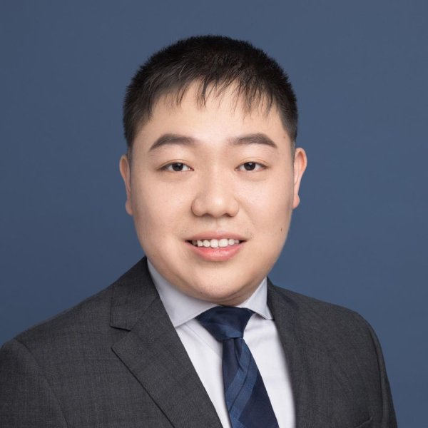 满盈网配资 美股反弹道指涨近600点！特斯拉暴涨近12%