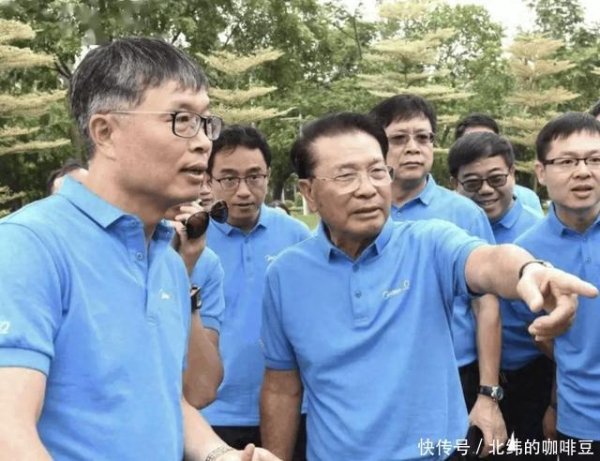 融胜配资 厂二代蜂拥扮网红