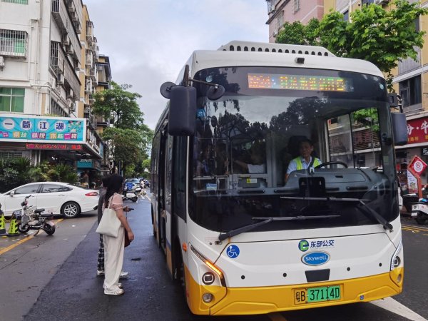 第一证券 去甘坑古镇看过来! 公交新线路开通!