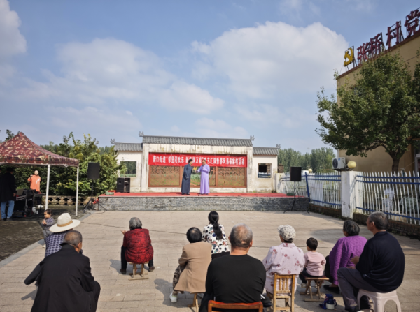 银铺子配资 唐口街道开展“邻里同欢乐”文艺汇演暨移风易俗宣传活动